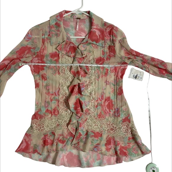 Free People Bad at Love Floral Lace Blouse NWT - Picture 4 of 9